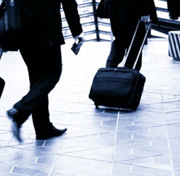 Étude : 59 % des Tunisiens de l’étranger ne souhaitent pas rentrer en Tunisie