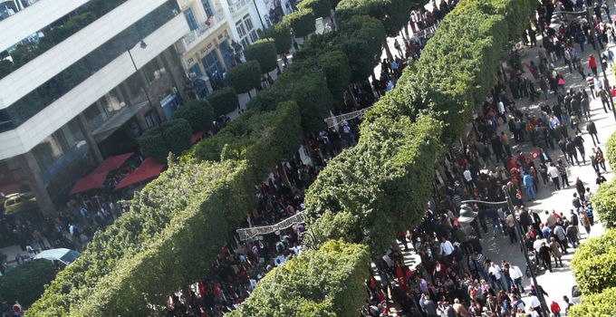 tunisie-avenue-Bourguiba-manifestations-1mai2012