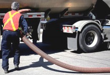 Carburants : suspension de la grève des chauffeurs de camions de transport