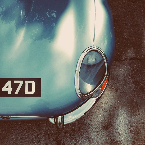 instagram-voiture-jaguar-E-Type