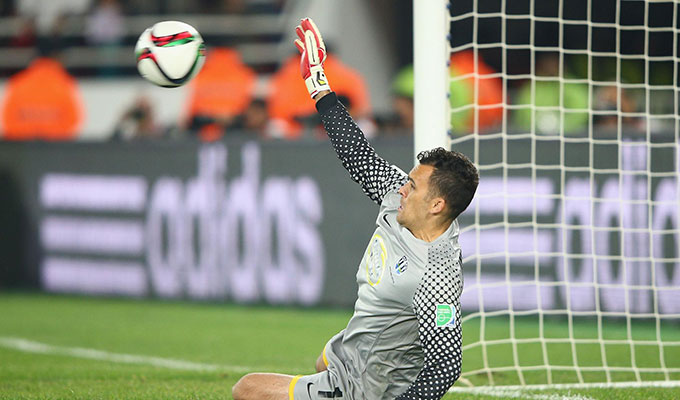 tunisie-directinfo-fifa-Coupe-du-Monde-des-clubs-Maroc-2014_Tamati-Williams-of-Auckland-City-FC-saves-a-penalty