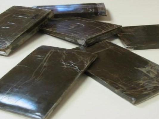 Tunisie : démantèlement d’un réseau international de drogue, 39 plaquettes de cannabis saisies