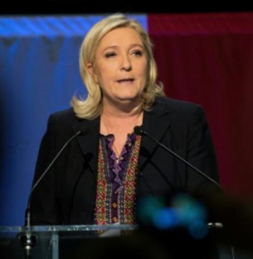 Marine Le Pen annonce sa candidature à la présidentielle 2027 malgré sa condamnation judiciaire