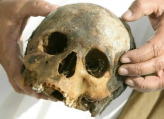 Arrestation d’un homme en possession d’un crâne humain !