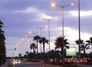 Une Tunisienne de 23 ans invente une horloge qui gère l’éclairage public