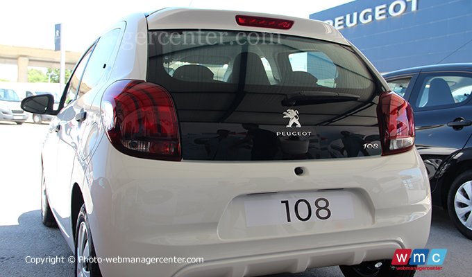 Voiture_Populaire_Peugeot108_IMG_0144