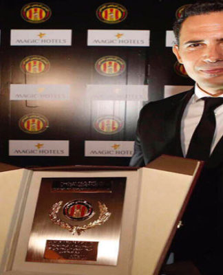 Dhafer Abidine honoré pour les années passées au sein de l’Espérance Sportive de Tunis (EST)