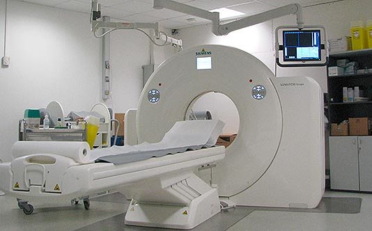 Tunisie : le ministère de la Santé annonce le déploiement de 45 000 scanners dans les hôpitaux