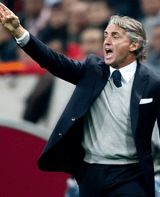 Italie: Le sélectionneur Roberto Mancini positif au Covid-19