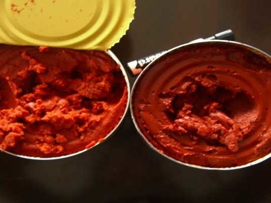 Tunisie : le stock de concentré de tomate dépasse 45 000 tonnes après deux récoltes records