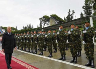 Kais Saied visite la caserne militaire de Rmadia à Bizerte