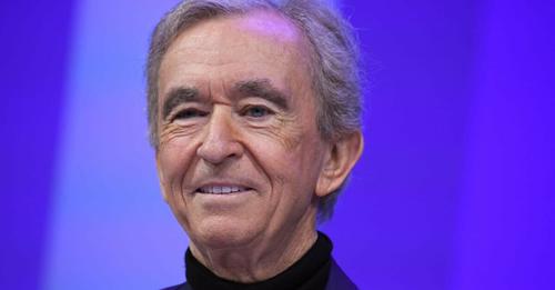 Bernard Arnault, l'homme le plus riche du monde, possède des tokens non  fongibles (NFT)