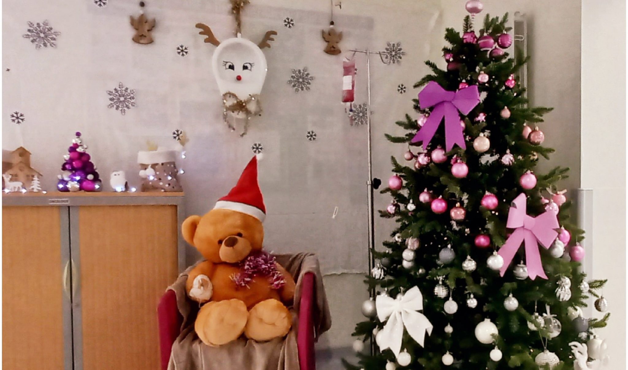 Incendie meurtrier un adolescent autiste perd la vie après avoir mis