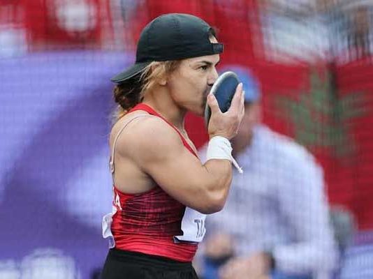 Para-athlétisme : La Tunisienne Raoua Tlili décroche l’or au lancer du disque à Ostrava