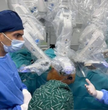 Tunisie : première chirurgie rénale assistée par robot réussie à Charles Nicolle