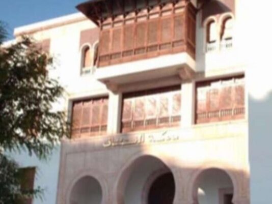 Incendie à la cour d’appel de Tunis : audiences suspendues pour sécurité