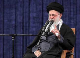 Frappes en Iran : Ali Khamenei et Masoud Pezeshkian parmi les cibles, selon Axios