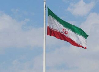 Ali Larijani affirme que l’Iran ne négociera pas avec les États-Unis après les frappes conjointes