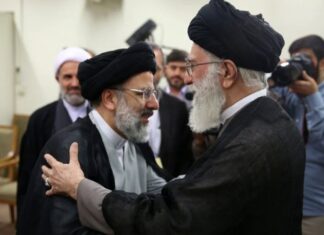 Iran : le Conseil des experts choisit un nouveau Guide suprême