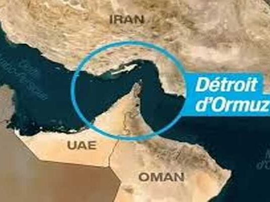 Donald Trump met en garde l’Iran contre tout péage dans le détroit d’Ormuz