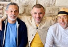 Réconciliation émouvante entre Mohamed Ali Nahdi et Lotfi Abdelli en France