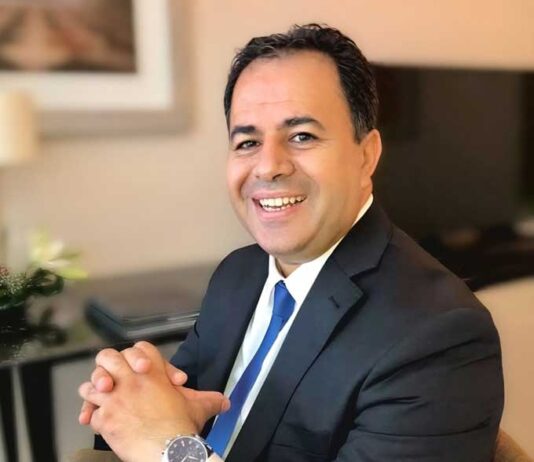 Le débat autour de la loi n°50 : entre souveraineté et instrumentalisation