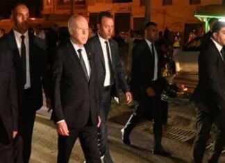 Tunisie: Kaïs Saïed en visite à Douar Hicher
