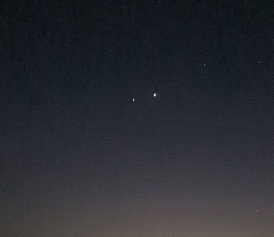 Alignement de Vénus et Jupiter ce soir : un spectacle astronomique rare visible à l’œil nu