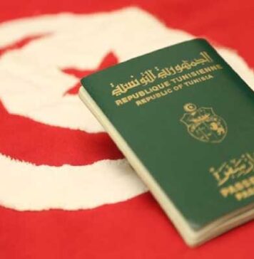 Passeports : dépôt en ligne, paiement électronique et retrait à bord des ferries de la CTN