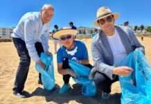 Tunisie : 140 bénévoles mobilisés pour nettoyer la plage de La Marsa grâce à une initiative japonaise