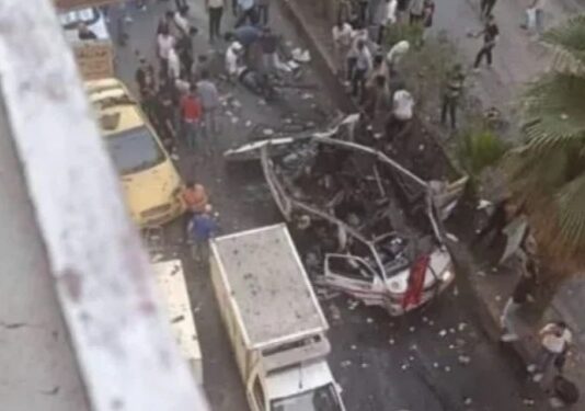 Syrie : une bombe explose dans un bus de transport près de Damas
