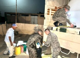 Tunisie : l’armée mobilisée pour distribuer de l’eau potable par citernes