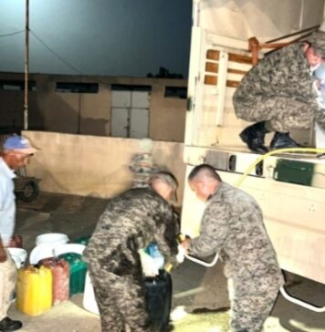 Tunisie : l’armée mobilisée pour distribuer de l’eau potable par citernes