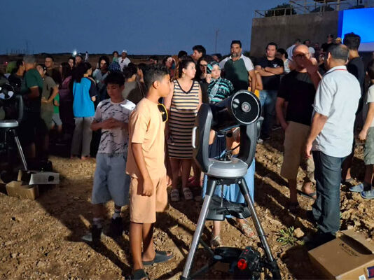 Éclipse solaire : en Tunisie, la peur de 1999 laisse place à la curiosité en 2026