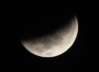Éclipse lunaire partielle en Tunisie : l’INM dévoile les images du phénomène