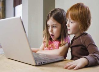 Tunisie : mise en garde contre les risques d’exploitation des enfants sur les réseaux numériques Enfants