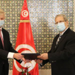Diplomatie : L’ambassadeur du Royaume-Uni à Tunis rend une visite d’adieu à Jerandi