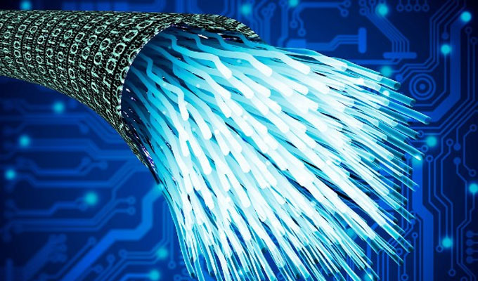 Fibre optique : l’Algérie franchit les 4 millions d’abonnements, quels enjeux pour l’économie numérique