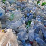 Tunisie : 8 000 m³ de déchets ramassés chaque jour sur les plages en été, dont 85 % de plastique