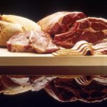 90 % des Tunisiens en mangent : le poulet, star des assiettes… et des polémiques Poulet Dinde