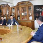 Des constructeurs et investisseurs chinois s’intéressent au secteur du transport en Tunisie
