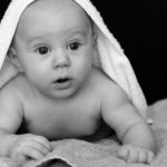 Vieillissement de la population (3) : faut-il encourager la nuptialité Bébé
