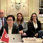 Asma Jebri met l’accent sur la protection sociale et l’égalité des chances au Caire