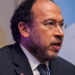 Tawfik Jelassi : L’IA, la désinformation et l’éthique numérique, un défi mondial Dr Tawfik Jelassi