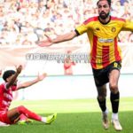 Espérance de Tunis l’emporte dans le derby de la capitale et garde la tête du classement