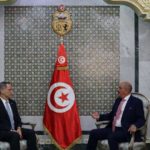 Tunisie–États-Unis : Mohamed Ali Nafti reçoit l’ambassadeur Joey Hood pour renforcer la coopération bilatérale