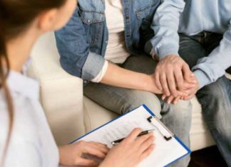 Ministère de la Santé : suivi prénatal et examen médical obligatoire recommandé pour les futurs époux Mariage
