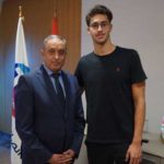 Ahmed Jaouadi, fierté nationale, honoré par Tunisie Telecom pour ses victoires à Singapour