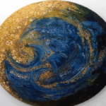 « Terre spirituelle » : Sami Ben Ameur signe une ode à la mémoire, à la paix et à la résistance par l’art