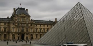 Louvre Paris